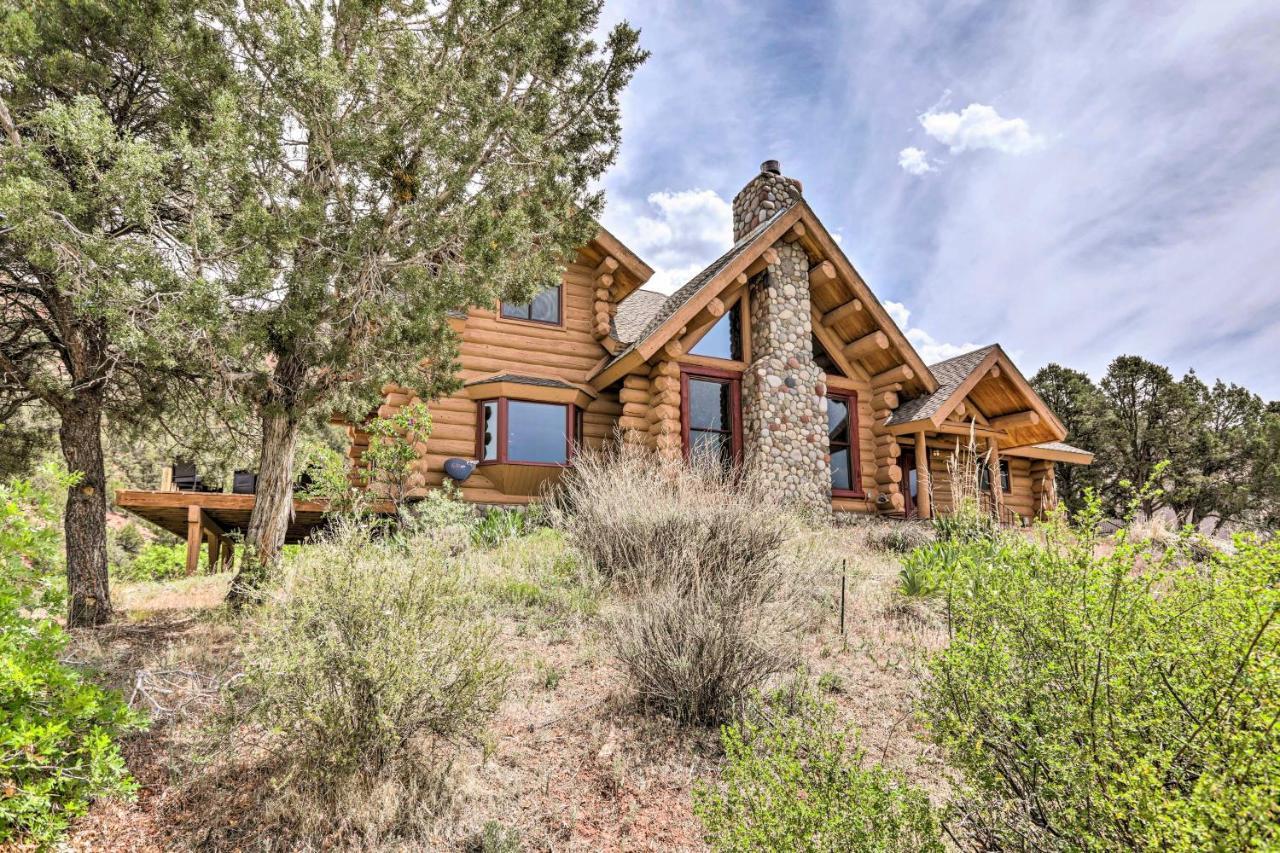 Spacious Mountain Retreat With Deck Hike And Explore! Vila Glenwood Springs Exterior foto